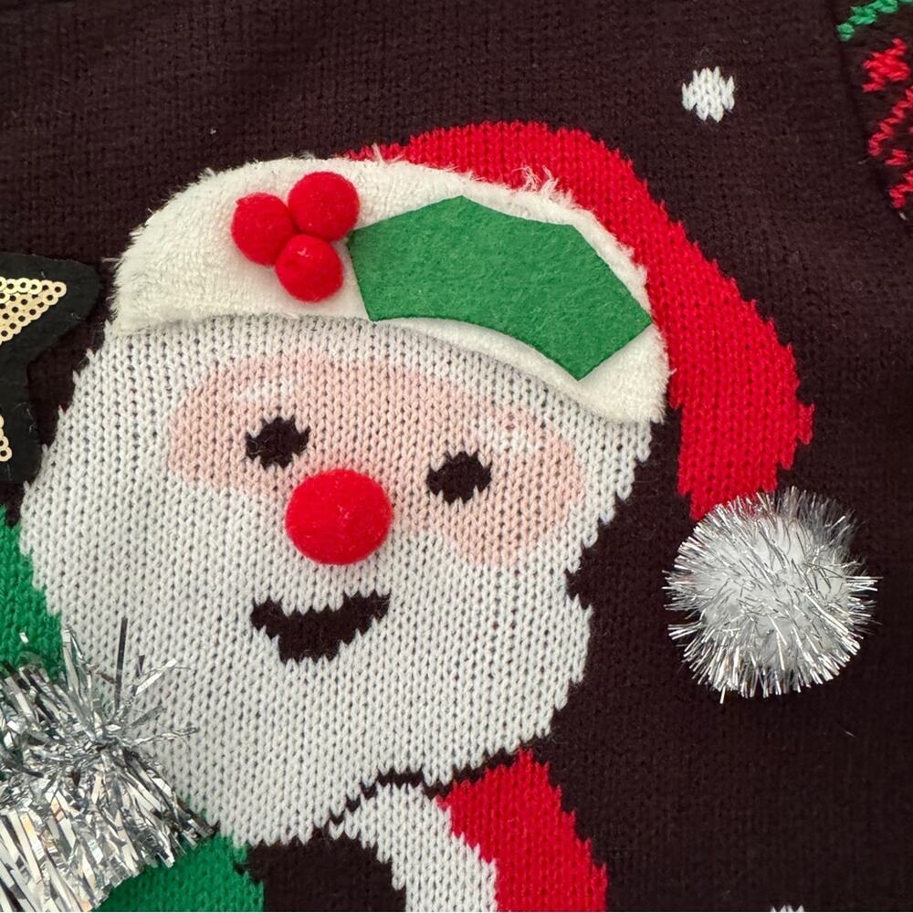No Boundaries Women Black Christmas Sweater Santa and Tree Tinsel Size L 11-13 - Picture 4 of 7